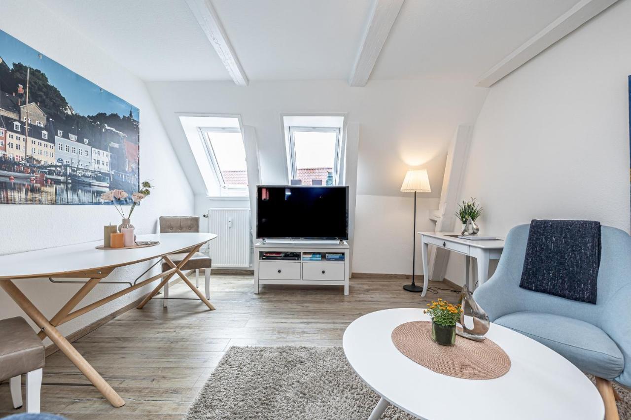 Fewo1846 - Im Sonnenhof - Komfortable 2-Zimmer-Wohnung Im Stadtzentrum Фленсбург Экстерьер фото